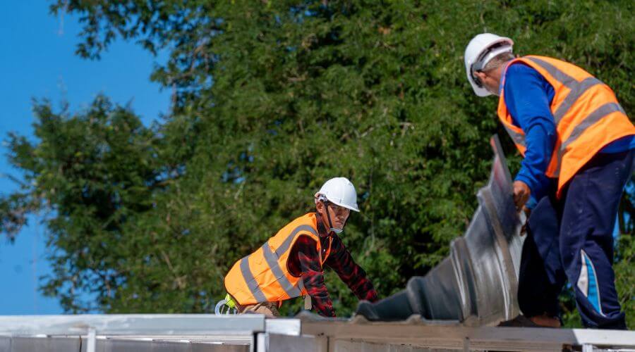 Professional new roof installation services in Northridge, CA